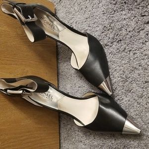 Michael Kors black pumps